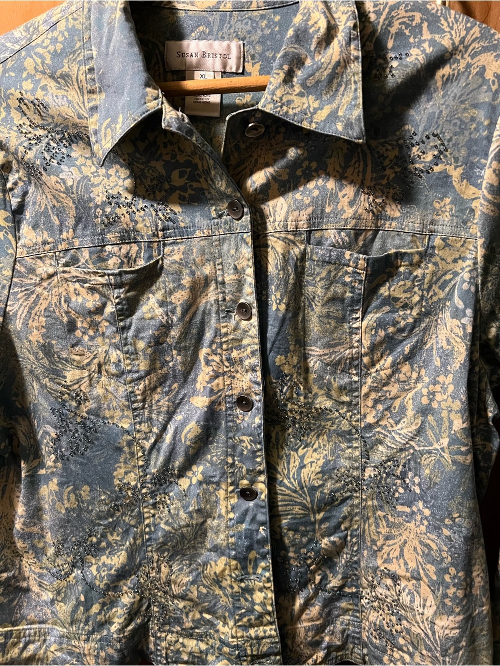 Susan Bristol XL Women’s Blue Floral lightweight jacket.